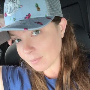Meet your Posher, Melissa